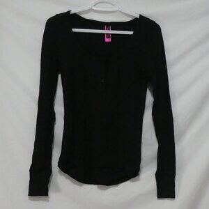LA SENZA | medium | Black Waffle Knit Long Sleeve Shirt | Partial Snap Button
